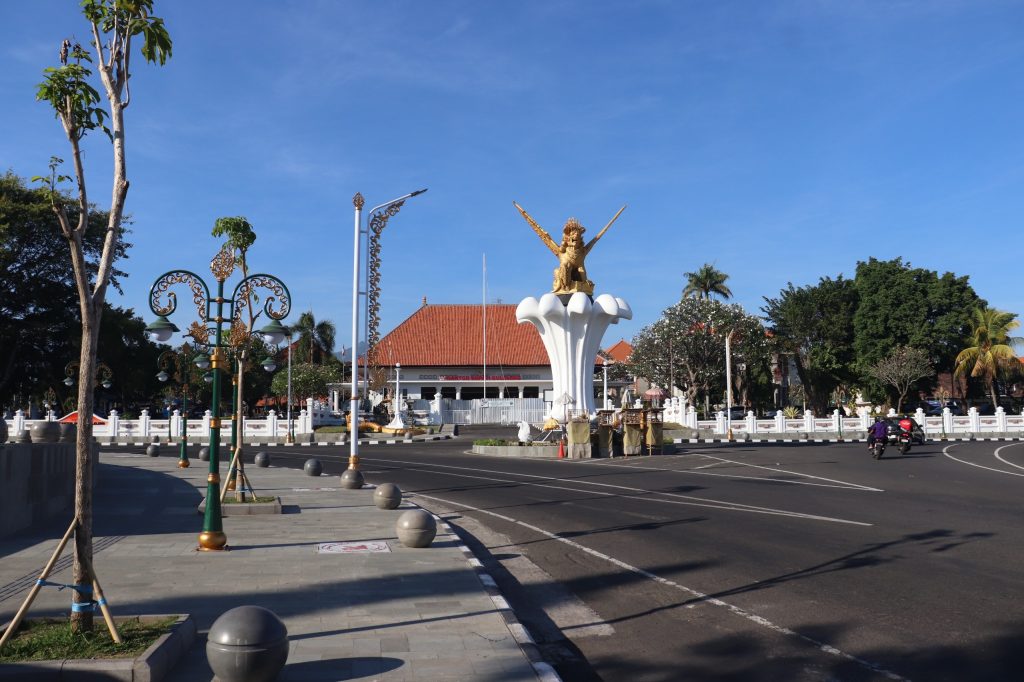 24_praja-mandala-singa-ambara-raja-nama-baru-kawasan-titik-nol-singaraja_2026-07-30-05-47-03