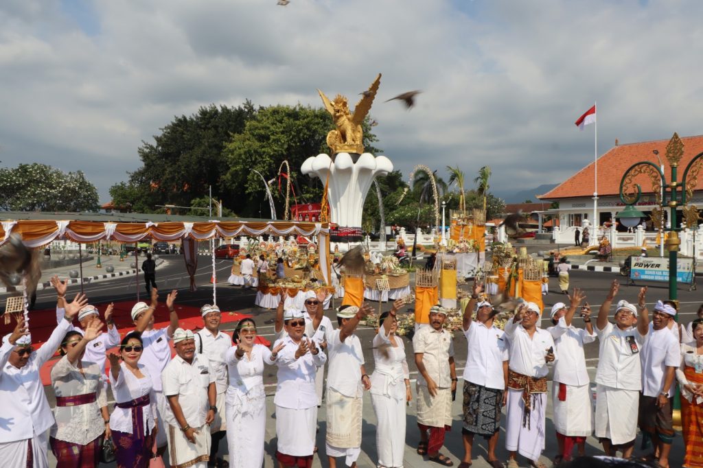 75_puncak-karya-praja-mandala-singa-ambara-raja-bupati-sutjidra-milik-seluruh-masyarakat-buleleng_2026-07-29-16-40-58